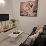 شقة Mango