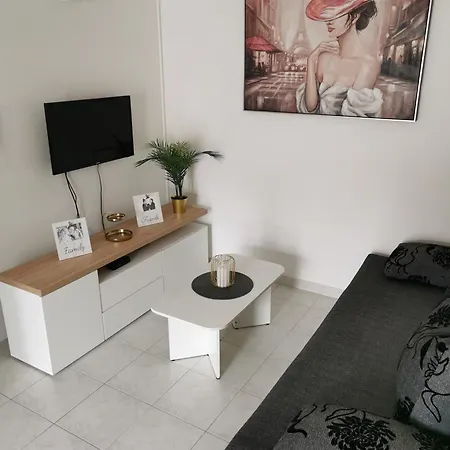 Mango Apartment